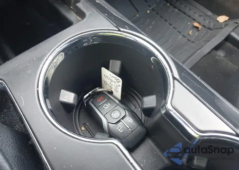 2017 Ford Explorer Xlt z USA, uszkodzony, nr VIN 1FM5K8D8XHGC88252